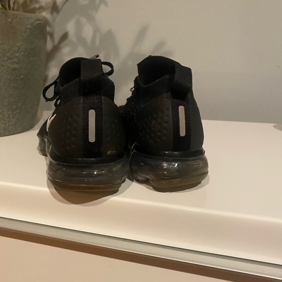 Nike Air Vapormax Flyknit 2 - Picture 4 of 10